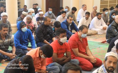 مساجد البحرين توقف صلاة الجمعة.. وأخرى تقيمها وسط إجراءات احترازية